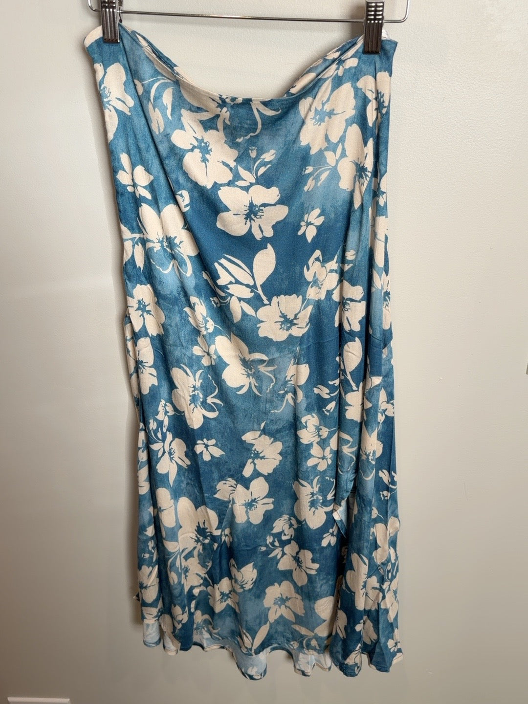 Elan blue skirt with white floral print