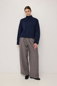 Mod Ref - Audrey Navy Sweater