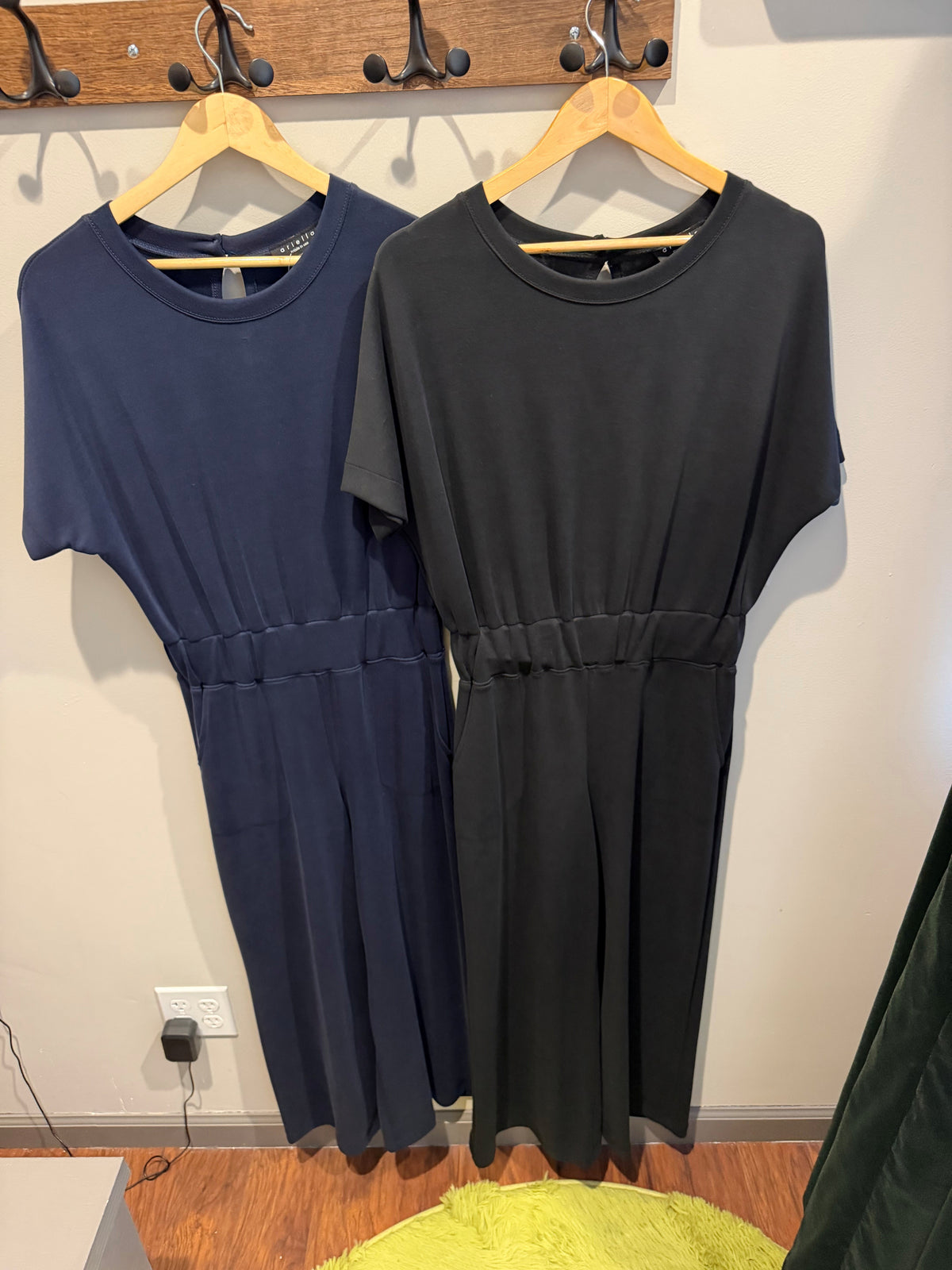 Ariella - Short-Sleeve Cropped Jumpsuit, Navy