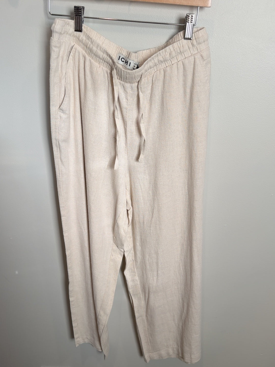 ICHI cream linen trousers front view